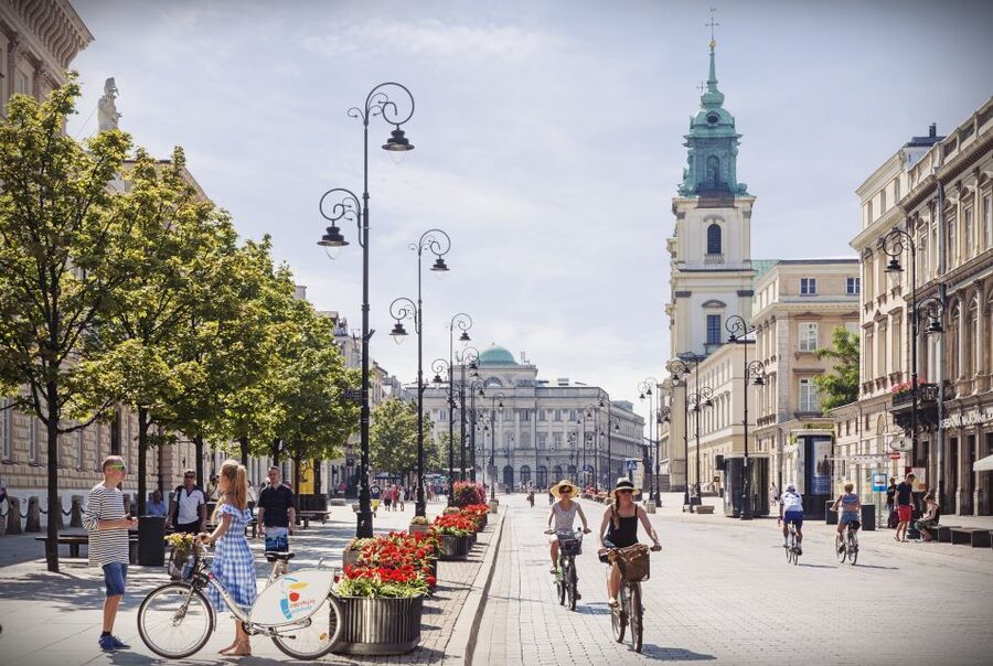 Warsaw: Old and New Town Private Walking Tour - The Barbican, Kanonia Street, and the Vistula view