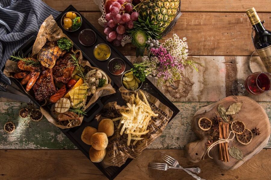 Warsaw: Polish Food Tour - A local café and regional food