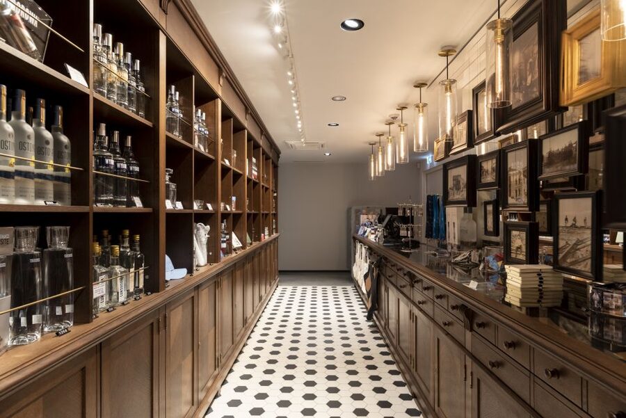 Warsaw: Polish Vodka Museum Tour with Tasting - Planning your visit in Praga