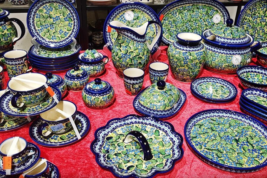 Warsaw: Pottery Decorating Ceramic Workshop - Key points to know before booking