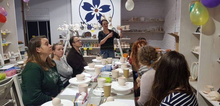 Warsaw: Pottery Decorating Ceramic Workshop - Arriving at Polska Ceramika Bolesławiec