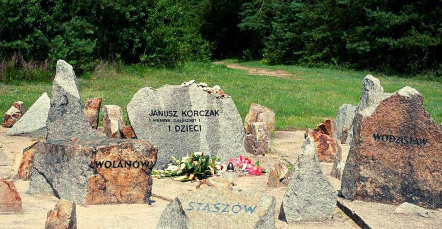 Warsaw: Small-Group Tour to Treblinka Extermination Camp - How the two-hour visit feels