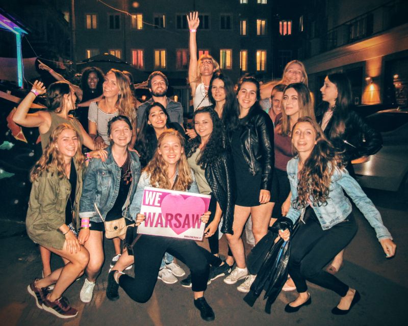 Warsaw: The Original Pub Crawl - Drinking games, challenges, and the group atmosphere