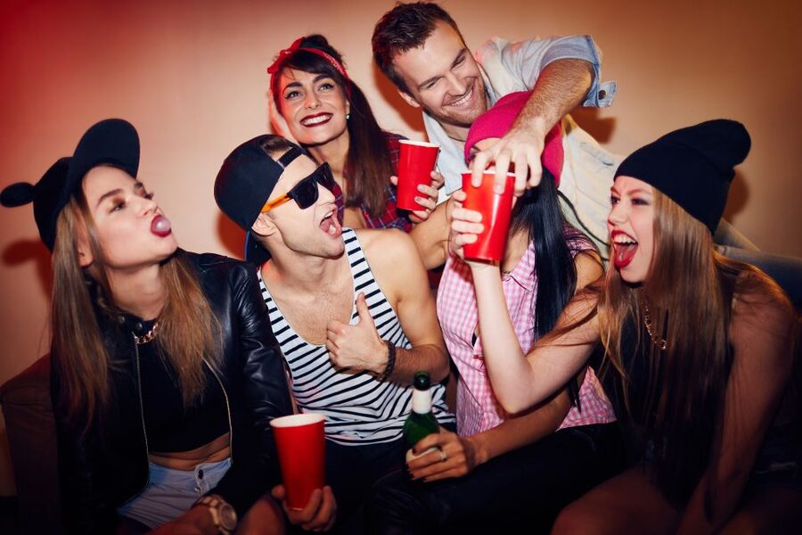 Warsaw: The Original Pub Crawl - What to wear and bring
