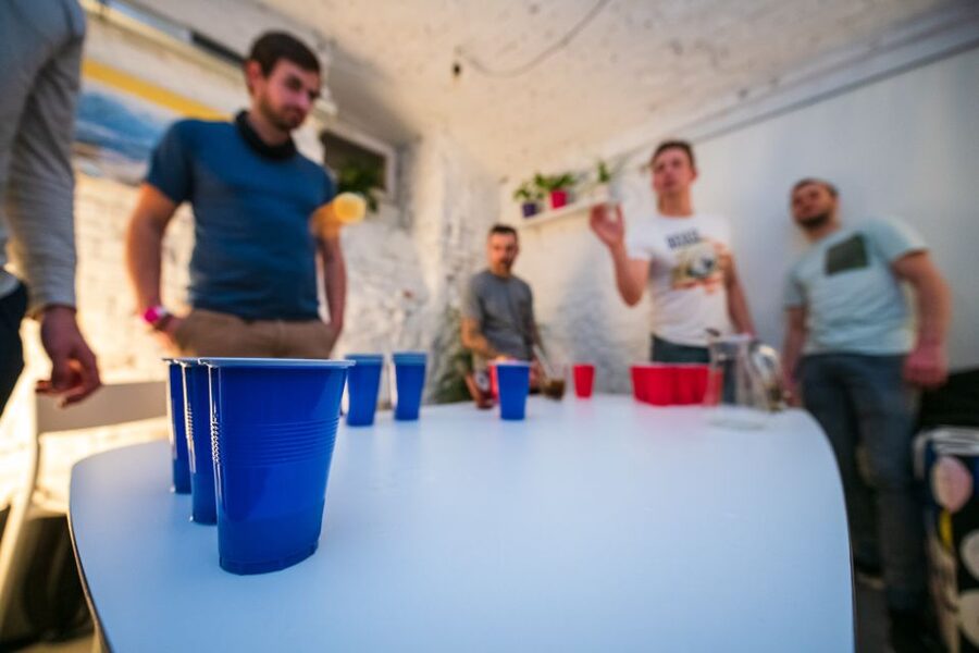 Warsaw: The Original Pub Crawl - The first bar and the ice-breaking games