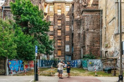Warsaw Ghetto Private Walking Tour with Hotel Pickup