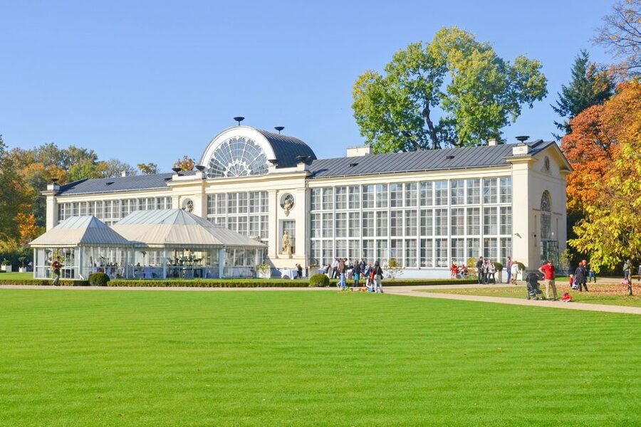 Warsaw: Warsaw Historical Group Tour with Pickup & Drop-Off - Key points to know before booking