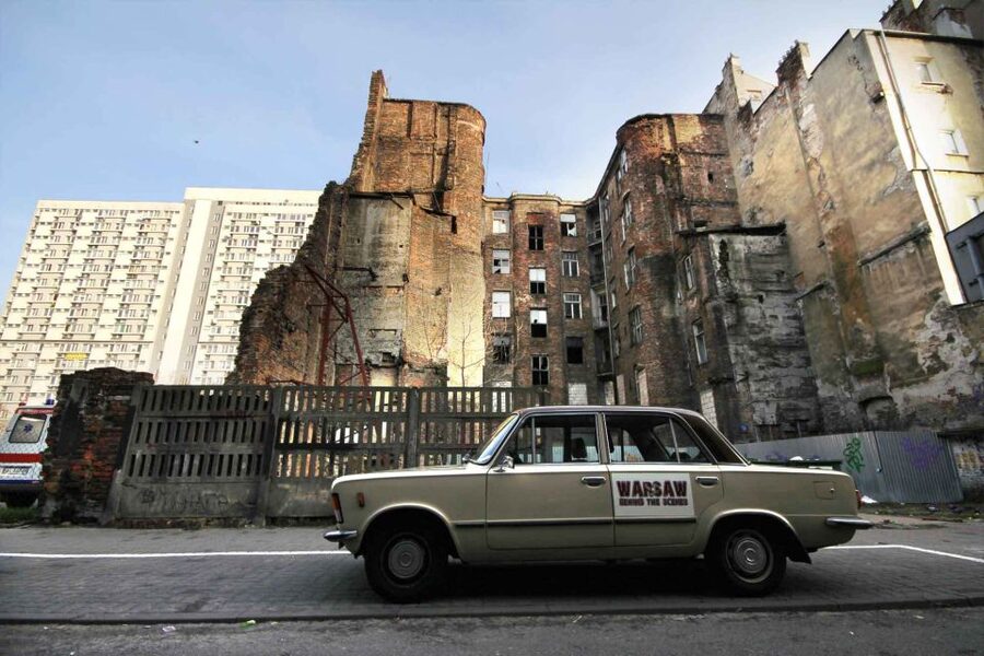Warsaw: WWII Private Tour by Retro Minibus with Hotel Pickup - Riding through history in a retro Żuk