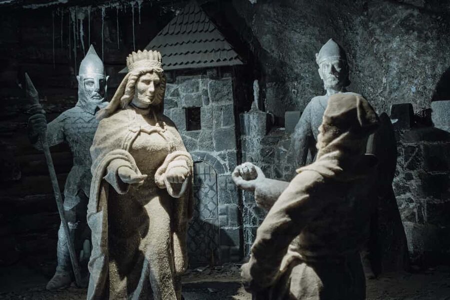 Wieliczka Salt Mine: Guided Tour Fast-Track Ticket - Key points at a glance