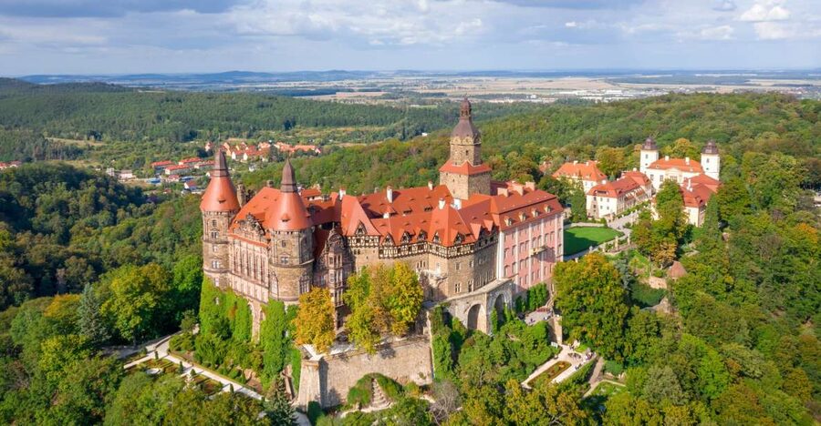 Wroclaw: Lower Silesia, Ksiaz Castle & Church of Peace Tour - Świdnica Market Square and a short town pause